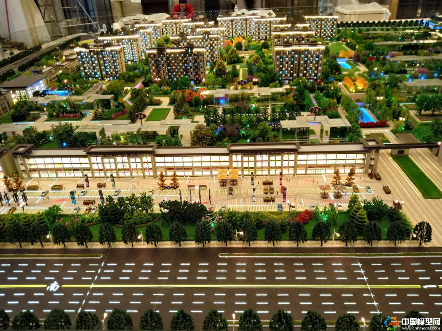 樓盤沙盤模型制作、別墅沙盤模型制作、城市規(guī)劃沙盤制作、建筑模型設(shè)計制作、工業(yè)模型設(shè)計制作、數(shù)字多媒體沙盤制作