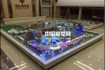 建筑模型是沙盤的一個部分，沙盤模型內(nèi)容更廣